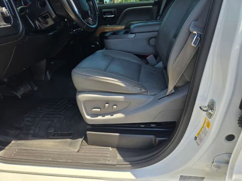 Used 2015 Chevrolet Silverado 2500 LTZ w/ Duramax Plus Package AWD/4WD image 18