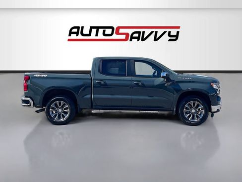 Used 2025 Chevrolet Silverado 1500 LT AWD/4WD image 8