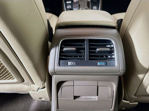 Used 2016 Audi Q5 2.0T Premium Plus w/ Technology Package image 29