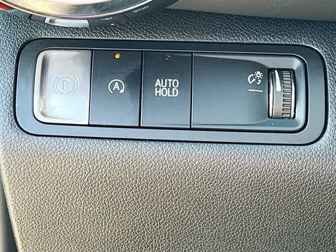 Used 2026 Chevrolet Equinox LT w/ Convenience Package II FWD image 20