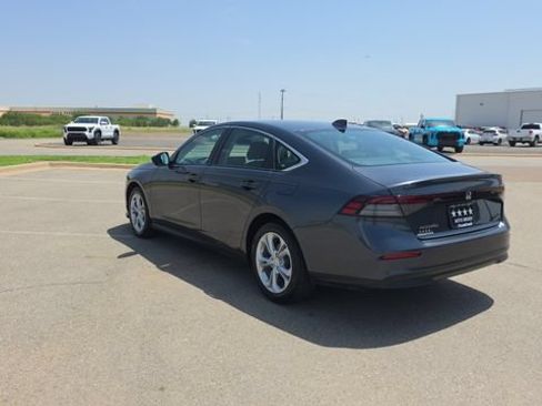 Used 2023 Honda Accord LX image 8