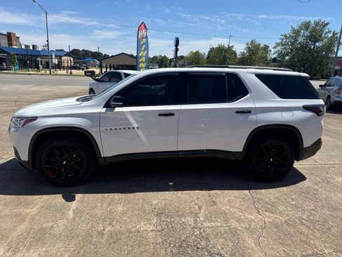 Used 2020 Chevrolet Traverse Premier w/ Redline Edition FWD image 5