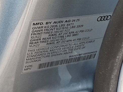 Certified 2025 Audi Q8 Premium Plus w/ Premium Plus Package AWD/4WD image 28