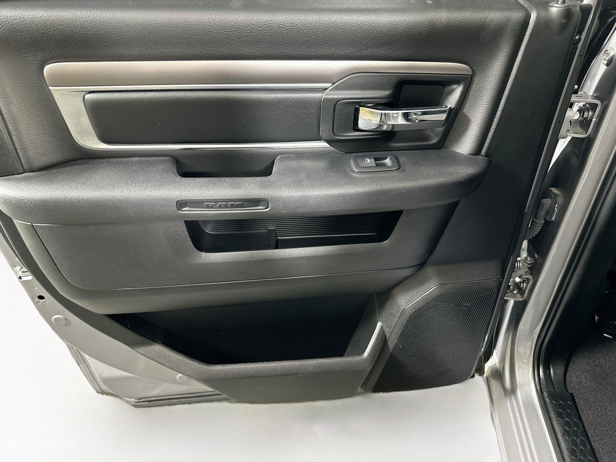 Used 2024 RAM 1500 Warlock AWD/4WD image 24
