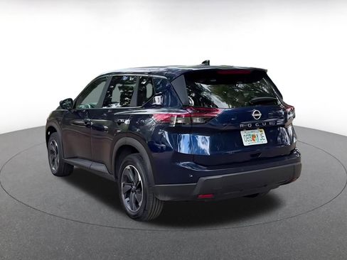 Used 2025 Nissan Rogue SV image 11