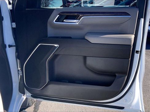 Used 2022 GMC Sierra 1500 SLE image 25