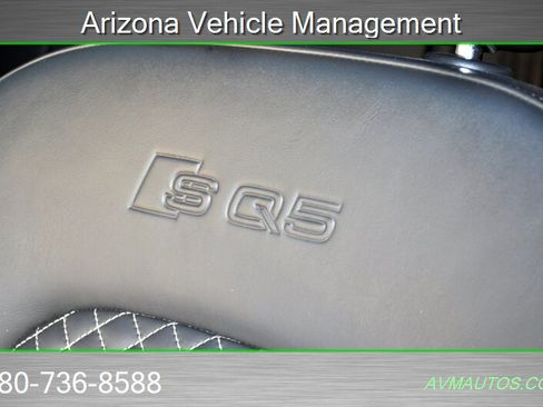Used 2017 Audi SQ5 Premium Plus w/ Technology Package image 37