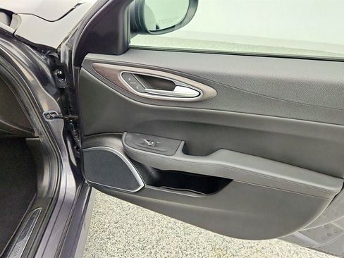 Used 2022 Alfa Romeo Giulia Ti image 27