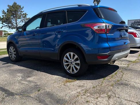 Used 2017 Ford Escape Titanium w/ Equipment Group 301A AWD/4WD image 8