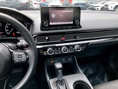 Used 2023 Honda Civic EX image 7