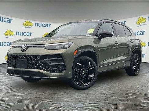 New 2026 Volkswagen Tiguan SE R-Line AWD/4WD image 4