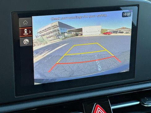 New 2026 Kia Niro LX FWD image 19
