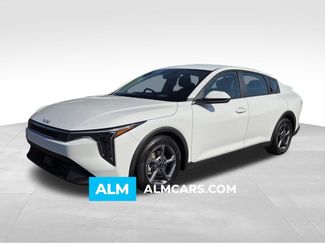 Used 2025 Kia K4 FWD video 1