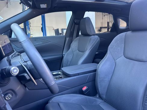 Used 2023 Lexus RX 350 FWD w/ Cold Area Package image 21