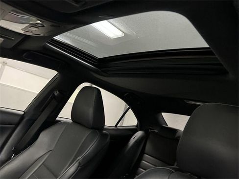 Used 2019 Lexus IS 350 IS 350 image 19