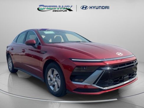 New 2026 Hyundai Sonata SE image 1