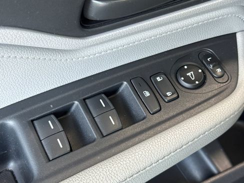 Used 2019 Honda Odyssey EX-L image 12