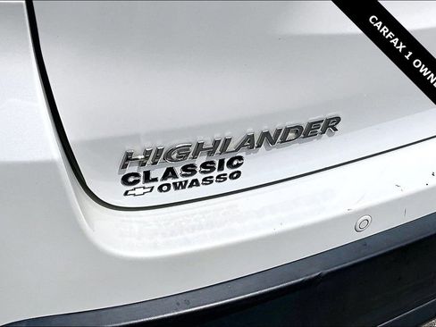 Used 2016 Toyota Highlander Limited FWD image 23