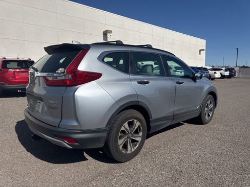 Used 2017 Honda CR-V LX image 3