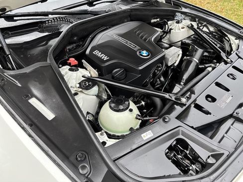 Used 2013 BMW 528i xDrive Sedan image 31