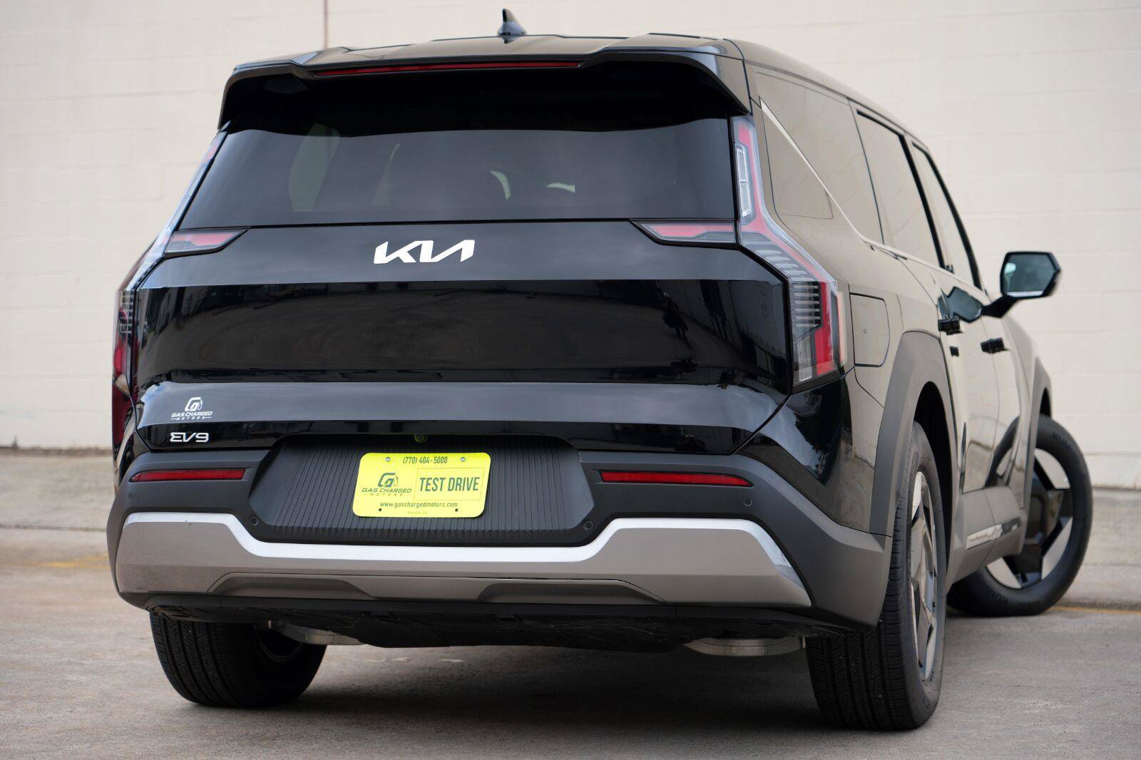 Used 2026 Kia EV9 Light RWD image 4