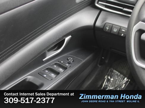 Used 2022 Hyundai Elantra Blue image 12