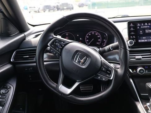 Used 2021 Honda Accord Sport image 11