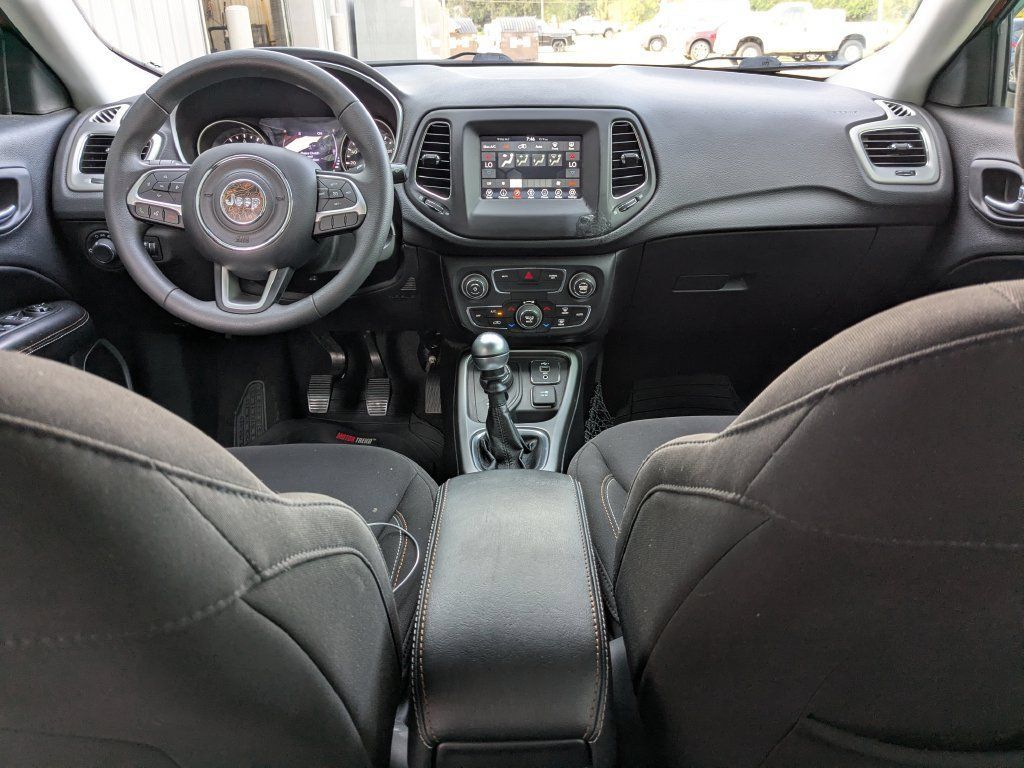 Used 2020 Jeep Compass Sport AWD/4WD image 26