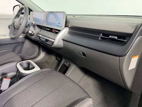 Used 2024 Hyundai Ioniq 5 SEL image 33