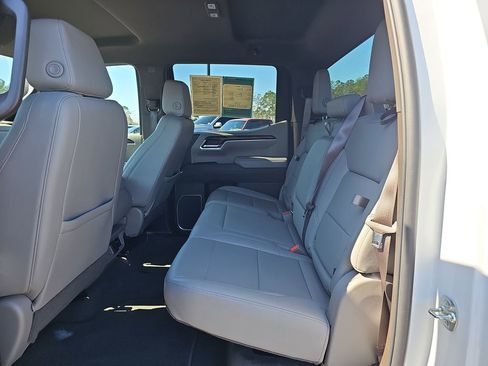 Used 2025 GMC Sierra 1500 SLT image 19