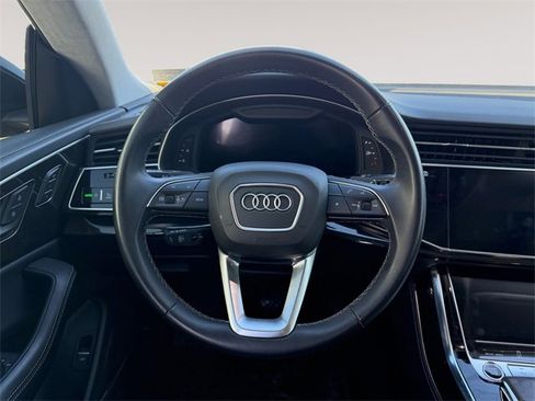 Used 2024 Audi Q8 Prestige image 12