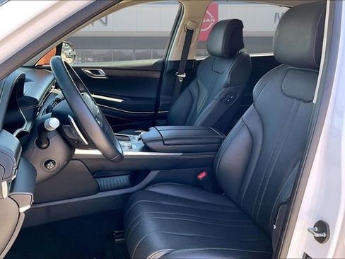 Used 2024 Genesis GV80 3.5T image 18