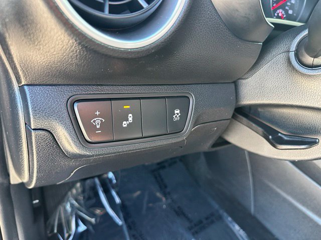Used 2023 Kia Forte LXS w/ LXS Technology Package FWD image 19