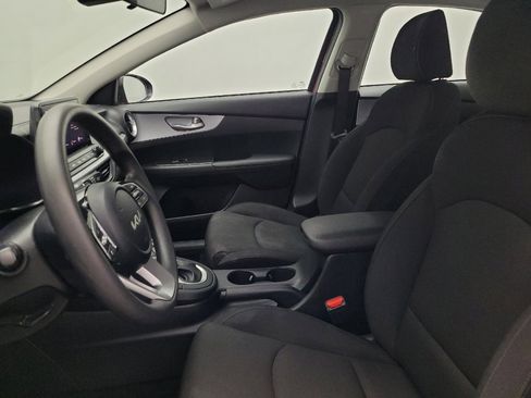 Used 2024 Kia Forte LXS FWD image 17