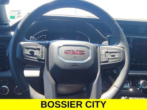 Certified 2024 GMC Sierra 1500 AT4 w/ AT4 Premium Package AWD/4WD image 11