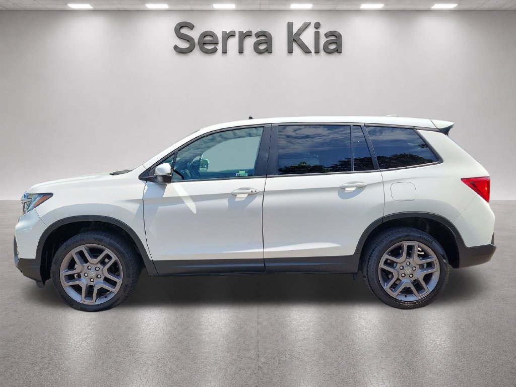 Used 2023 Honda Passport EX-L image 2