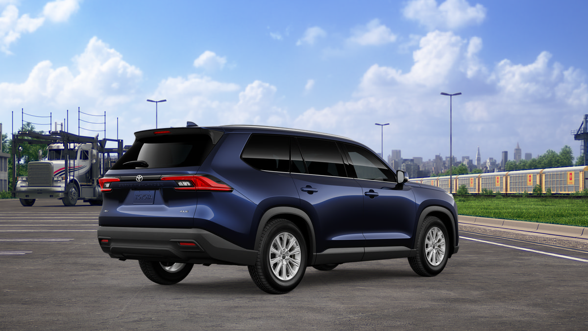 New 2026 Toyota Grand Highlander XLE FWD image 12
