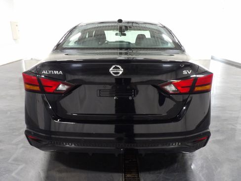 Used 2021 Nissan Altima 2.5 SV FWD image 5