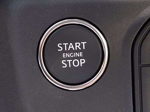 New 2026 Land Rover Defender 110 S AWD/4WD image 12