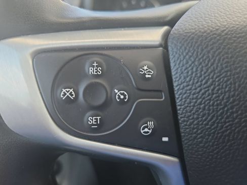 Used 2024 GMC Terrain SLT AWD/4WD image 17