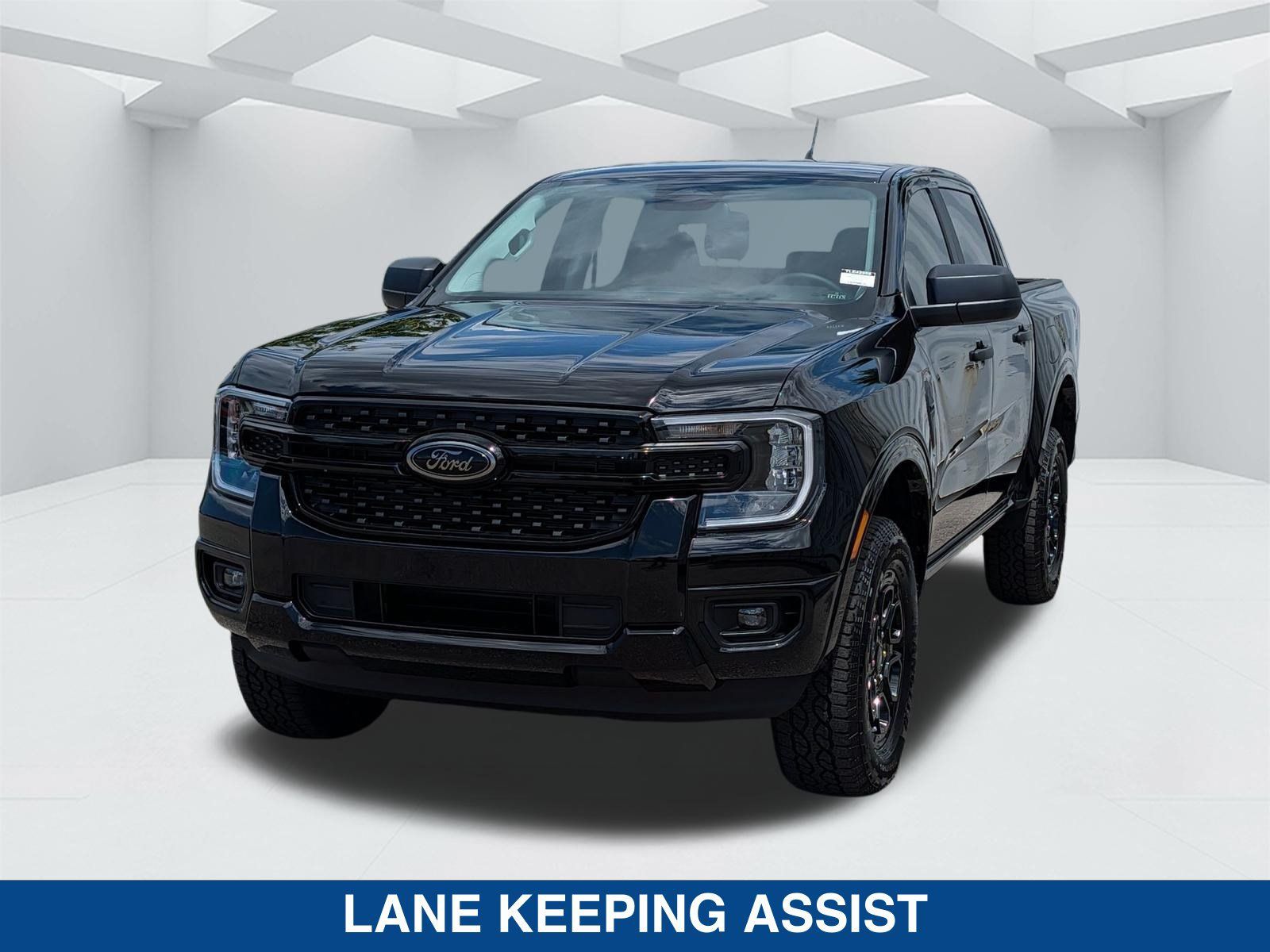 New 2026 Ford Ranger XLT w/ Black Appearance Package RWD image 9