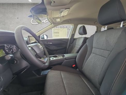 New 2026 Nissan Rogue SV FWD image 19