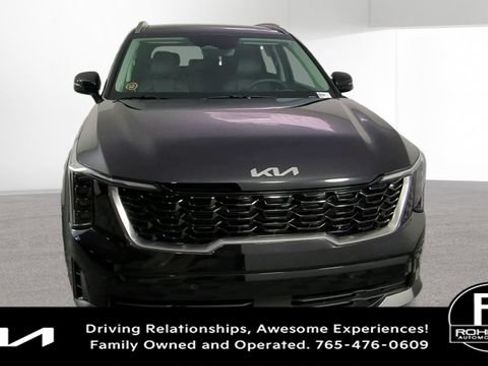 New 2026 Kia Sorento S w/ S Panoramic Sunroof Package FWD image 3