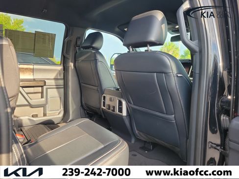 Used 2022 Ford F350 Lariat AWD/4WD image 9