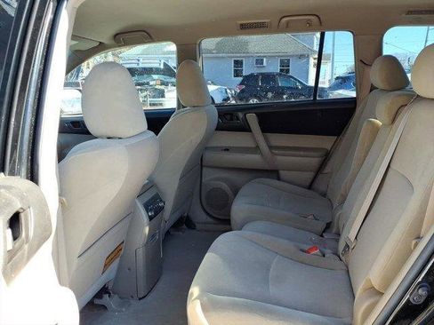 Used 2010 Toyota Highlander 4WD image 12
