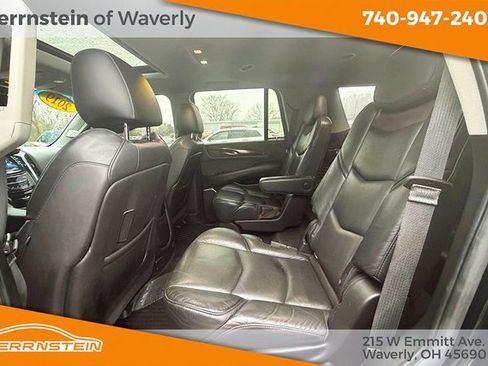 Used 2019 Cadillac Escalade Luxury image 17