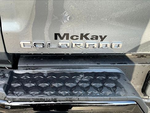 Used 2025 Chevrolet Colorado W/T w/ Advanced Trailering Package image 16