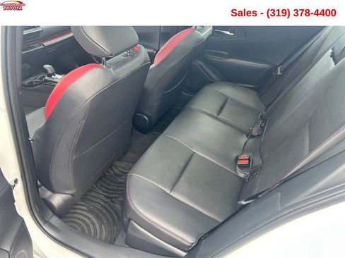 Used 2024 Toyota Prius Prime Premium w/ Advanced Technology Package FWD image 24