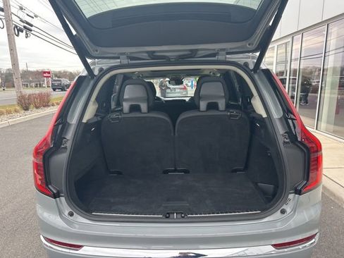 Certified 2025 Volvo XC90 B5 Plus image 11