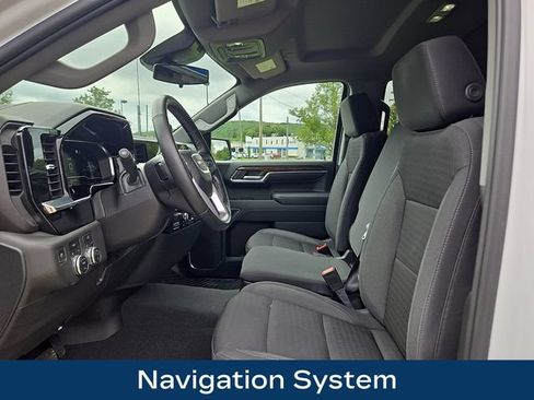 Used 2023 GMC Sierra 1500 Elevation AWD/4WD image 2